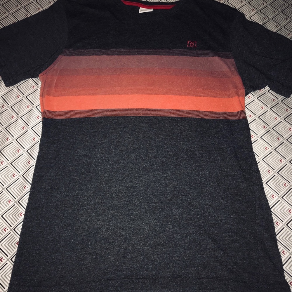 DC Short Sleeve Tee Men’s Medium